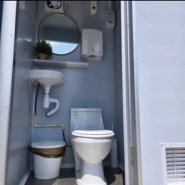 Luxury Toilet Side